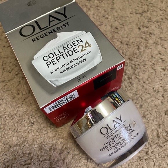 Olay Regenerist Collagen Peptide 24 MAX Face Moisturizer, Fragrance Free - Picture 4 of 4